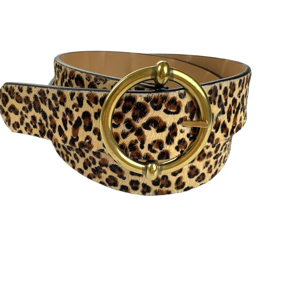 Leopard print belt with round gold finish buckle
